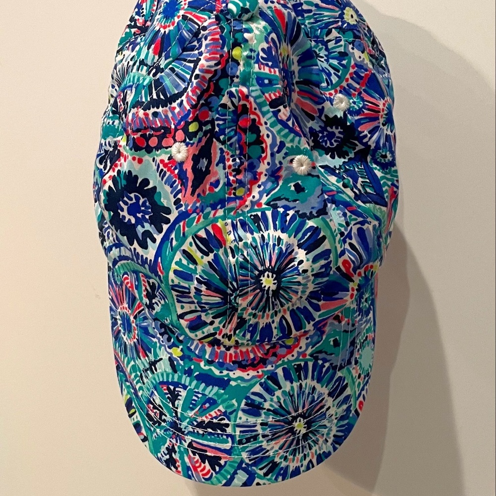 Lilly Run around hat